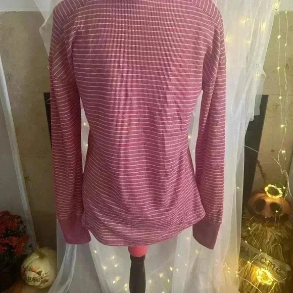 Ocean +Coast Women’s Pink & White Striped Long sleeve. Small. NWT. - Picture 3 of 4